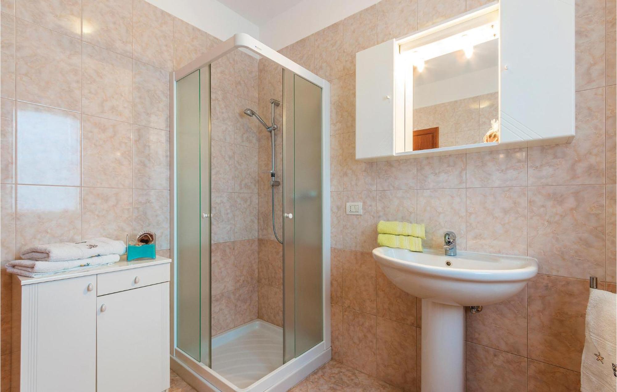 Gorgeous Apartment In Fazana With Wifi Zewnętrze zdjęcie